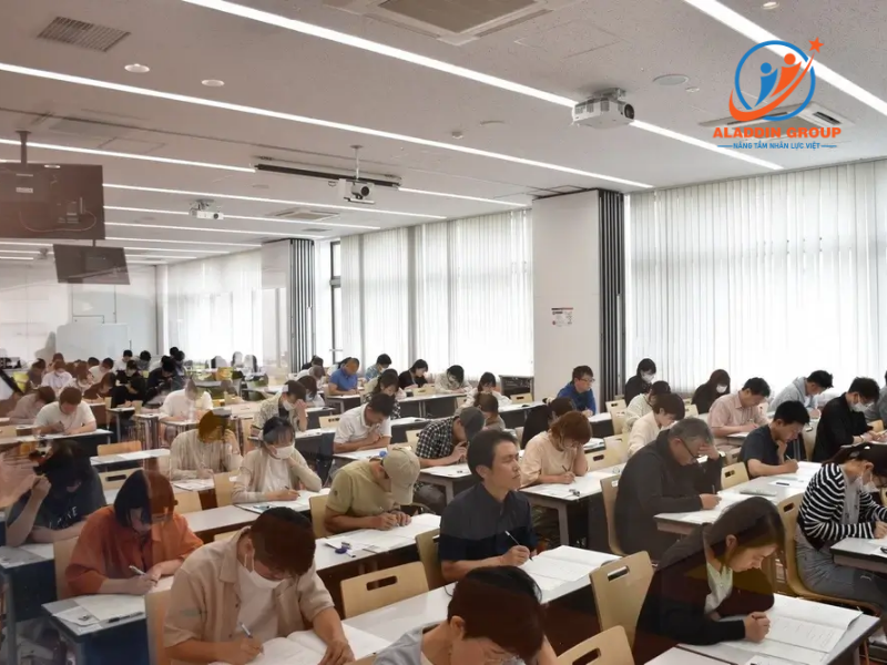 Chi phí du học Nhật Bản tại Hà Tĩnh có bao gồm cả vé máy bay không?