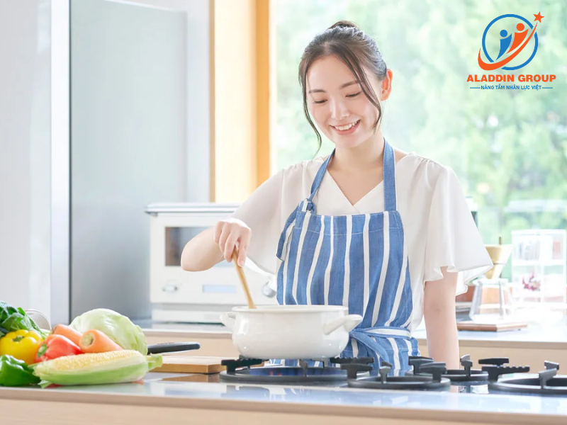 Hóa đơn tiền ga ở Nhật cao với những người nấu ăn thường xuyên