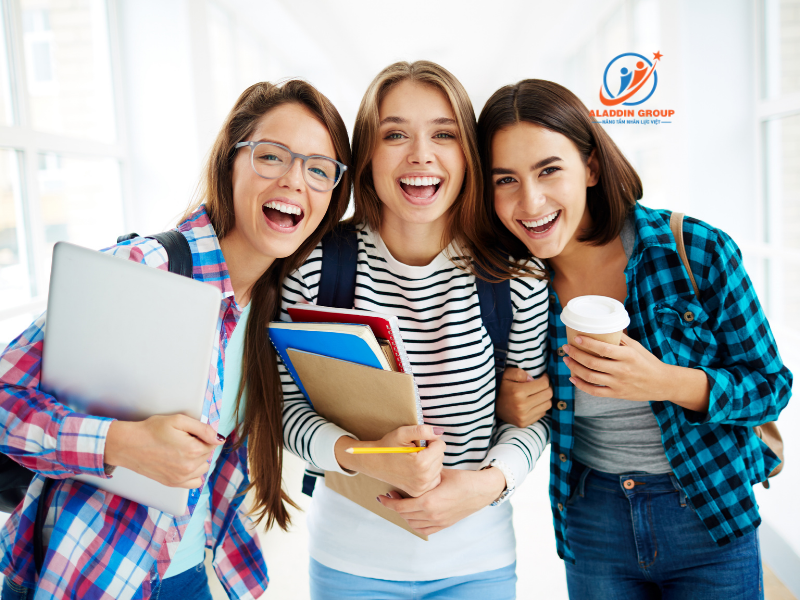 Hỗ trợ nghiên cứu dành cho học viên thạc sĩ và tiến sĩ
