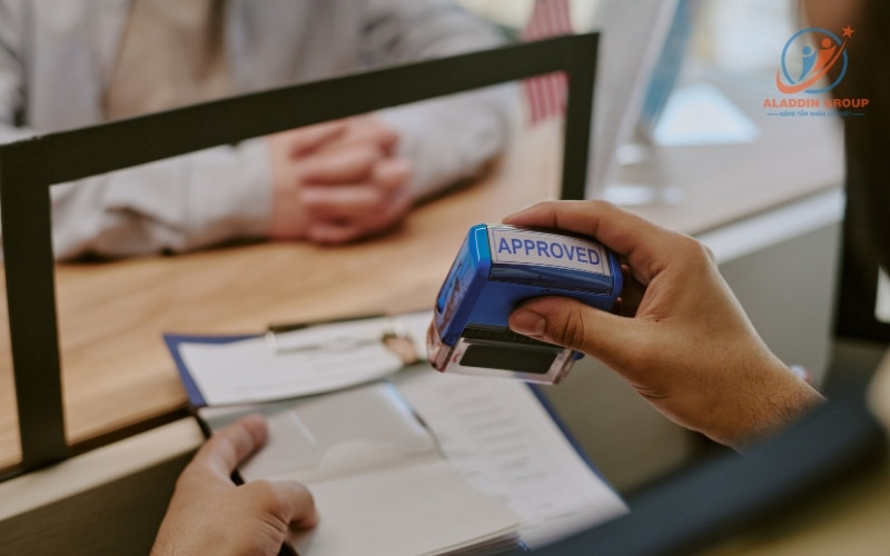 Hướng dẫn viết thư giải trình và làm lại hồ sơ để xin lại visa sau khi trượt visa du học Hàn Quốc lần 2 thành công.