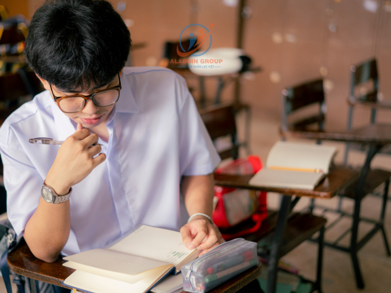 Cha mẹ bảo lãnh tài chính du học Nhật có thuận lợi không?