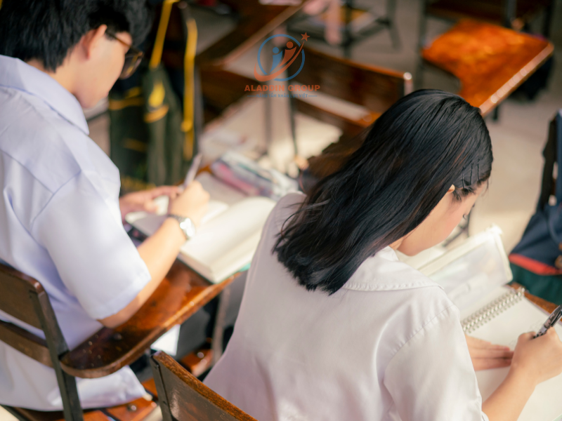 Người bảo lãnh tài chính cần đáp ứng điều kiện gì?