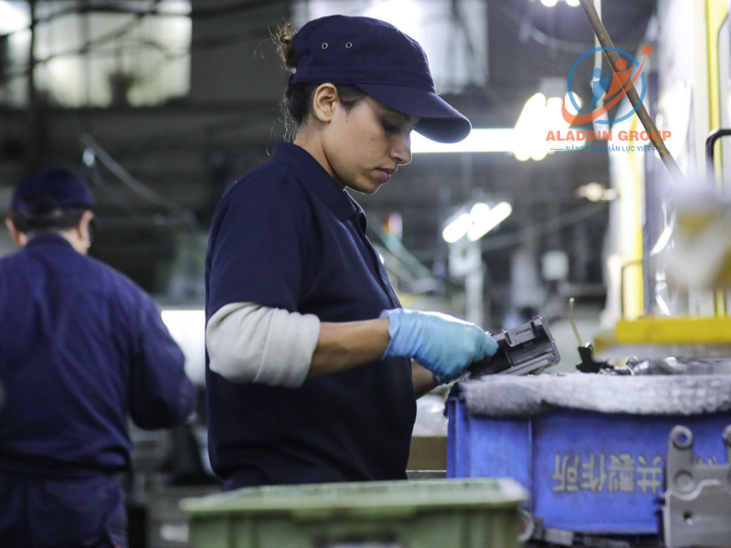 Điều kiện về độ tuổi, học vấn, sức khỏe và tiếng Nhật
